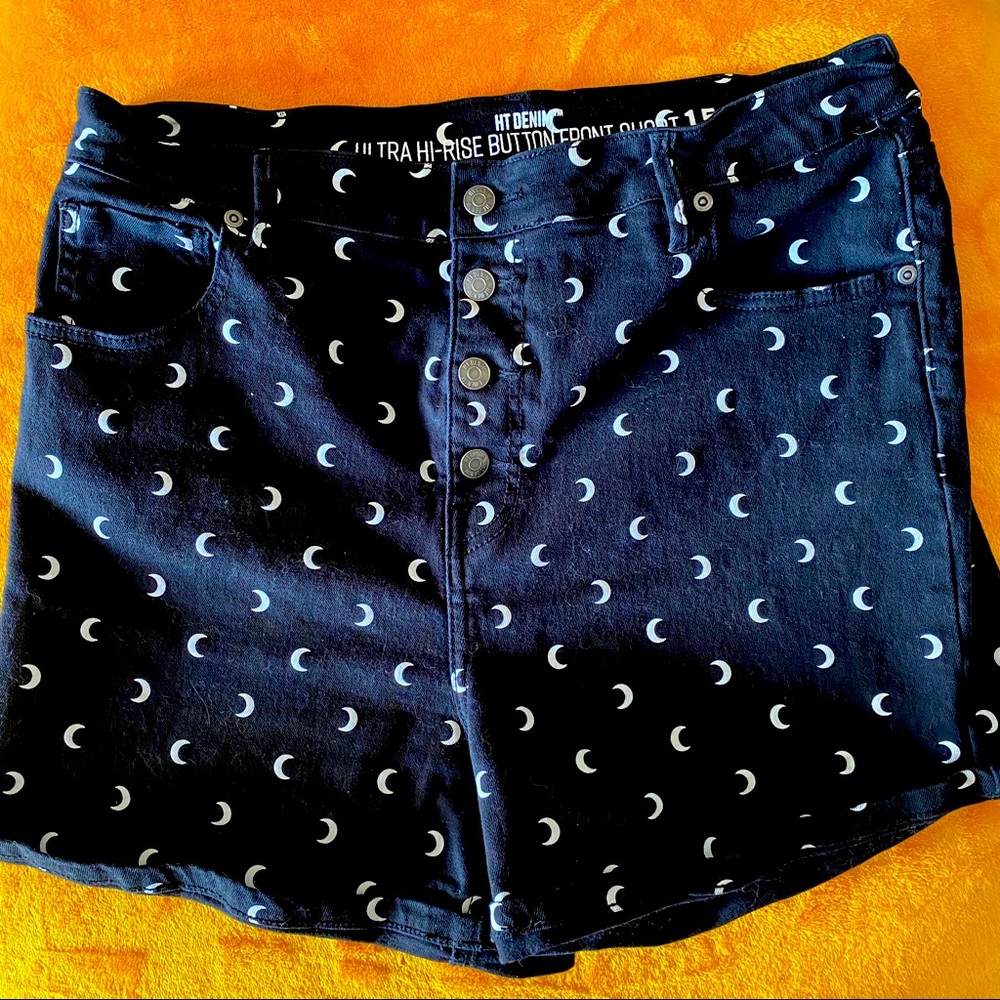 Ultra High-Rise Moon Shorts